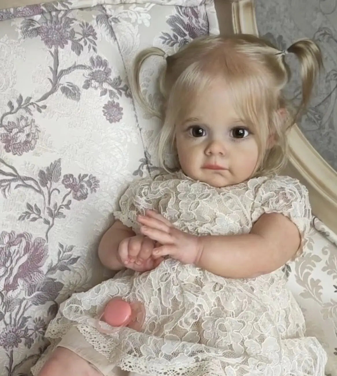 60CM Maggie Handmade High Quality Soft Vinyl Silicone Reborn Toddler Detailed Lifelike Hand-Rooted Hair Collectible Art Doll