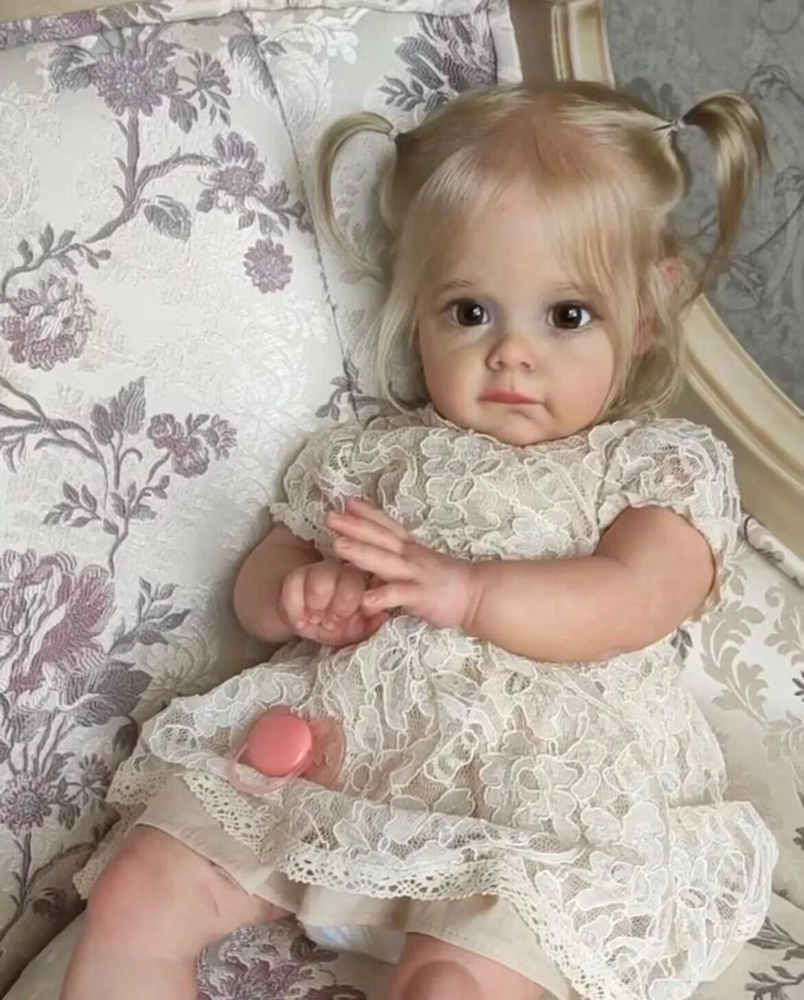 60CM Maggie Handmade High Quality Soft Vinyl Silicone Reborn Toddler Detailed Lifelike Hand-Rooted Hair Collectible Art Doll